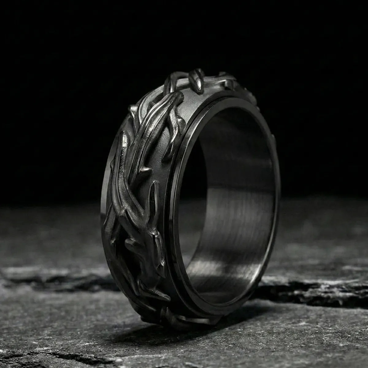 Black Spinner Thorns Ring | Anxiety Jewelry