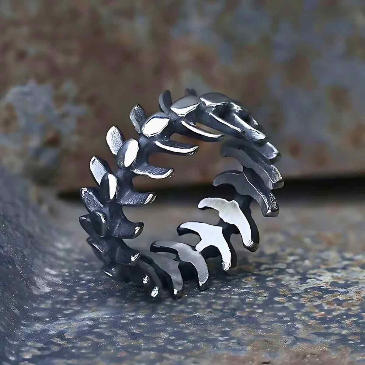Fishbone Ring Xenos Jewelry