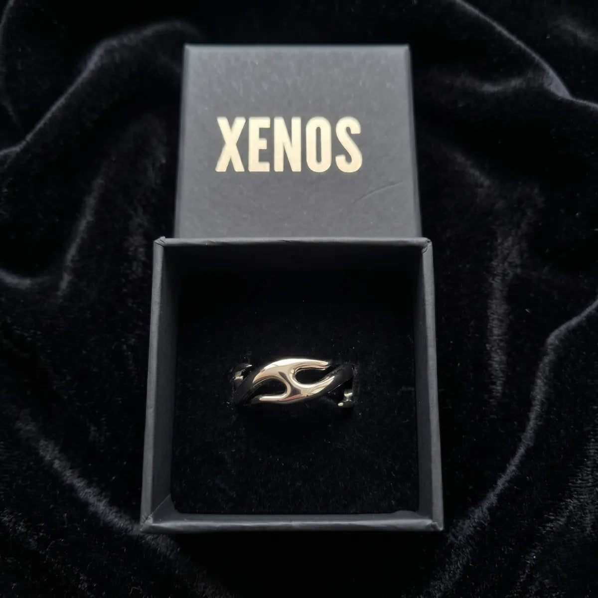 Silver Flame Ring Xenos Gift Box