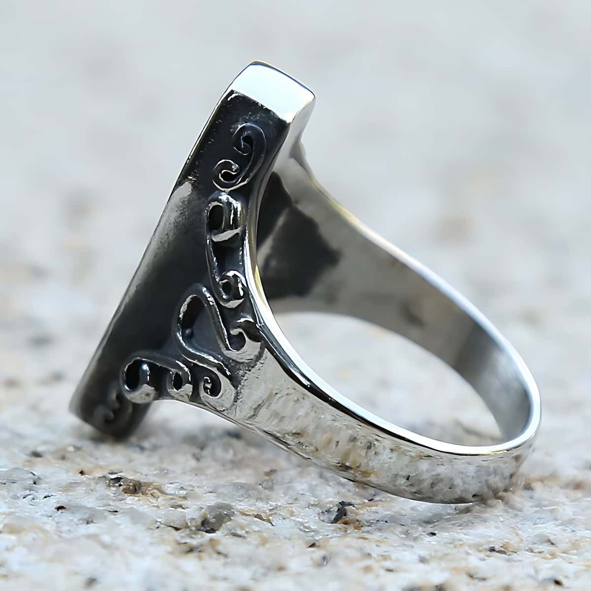 Coffin Ring - Xenos Jewelry