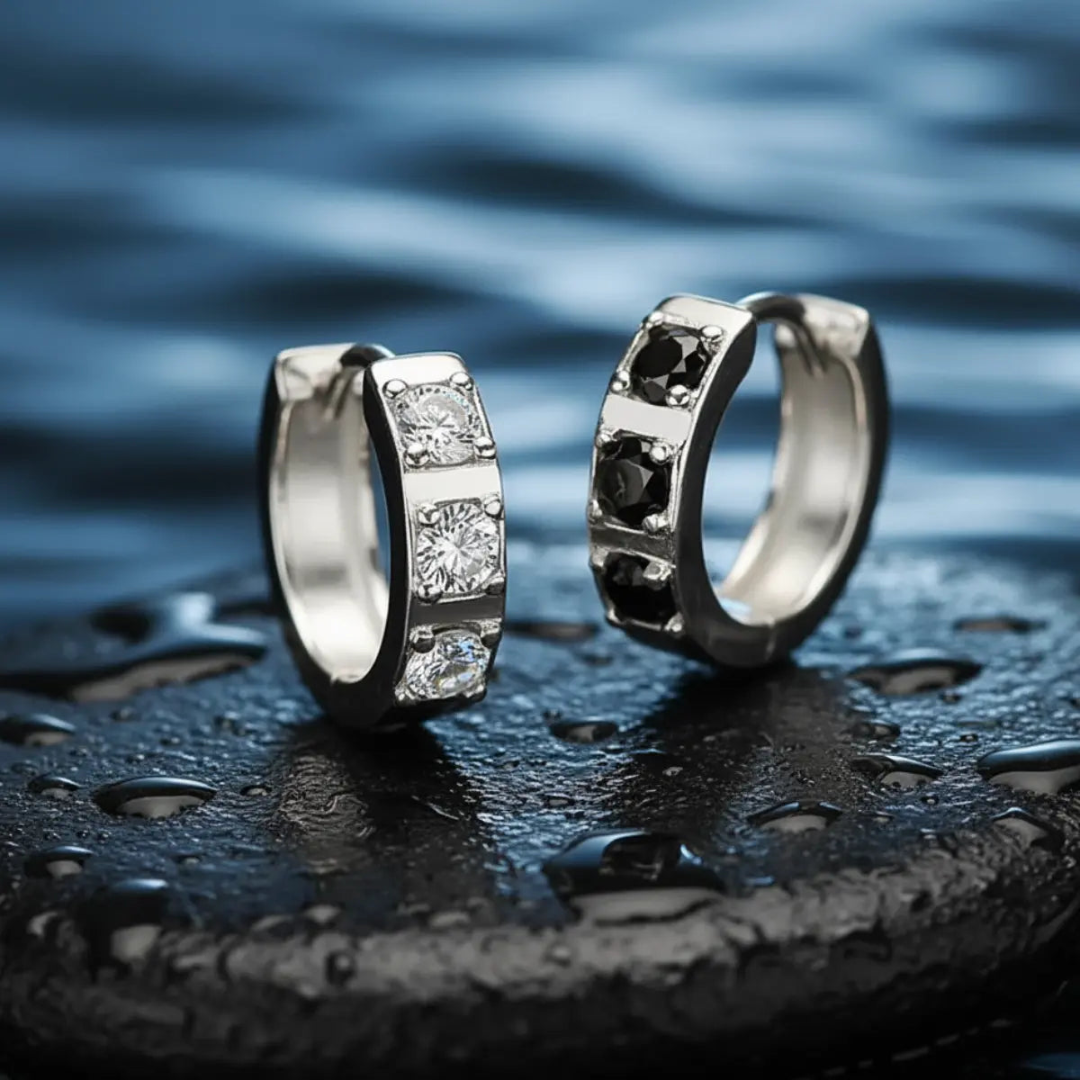 3.5mm Chunky Diamond Huggie Hoop Earrings