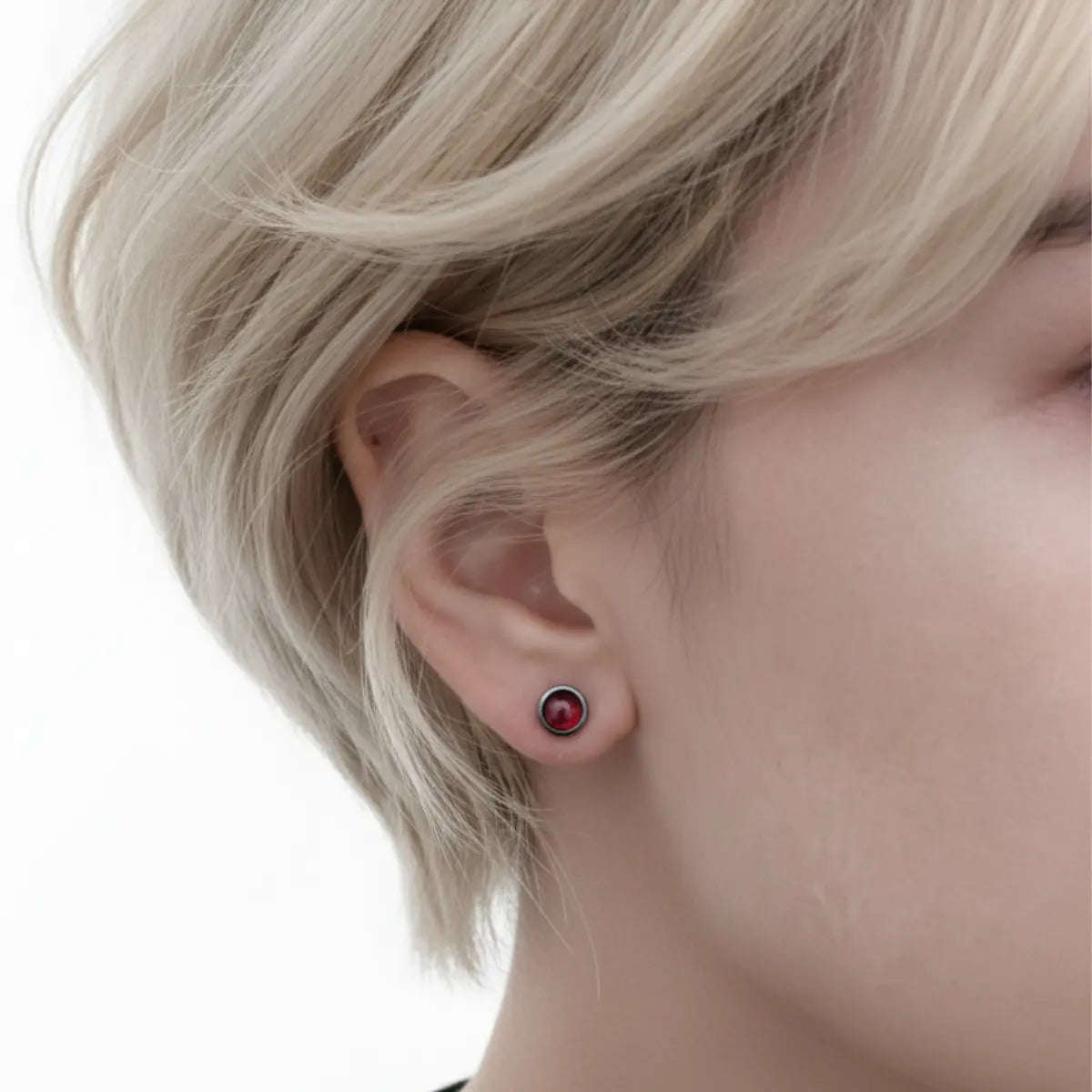 Antique Silver Deep Red Round Stud Earrings Worn by Female Model