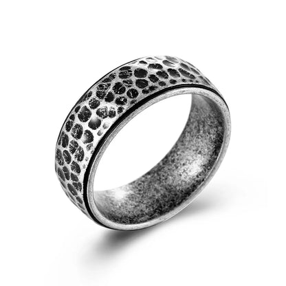 Antique Silver Hammered Band Ring Details