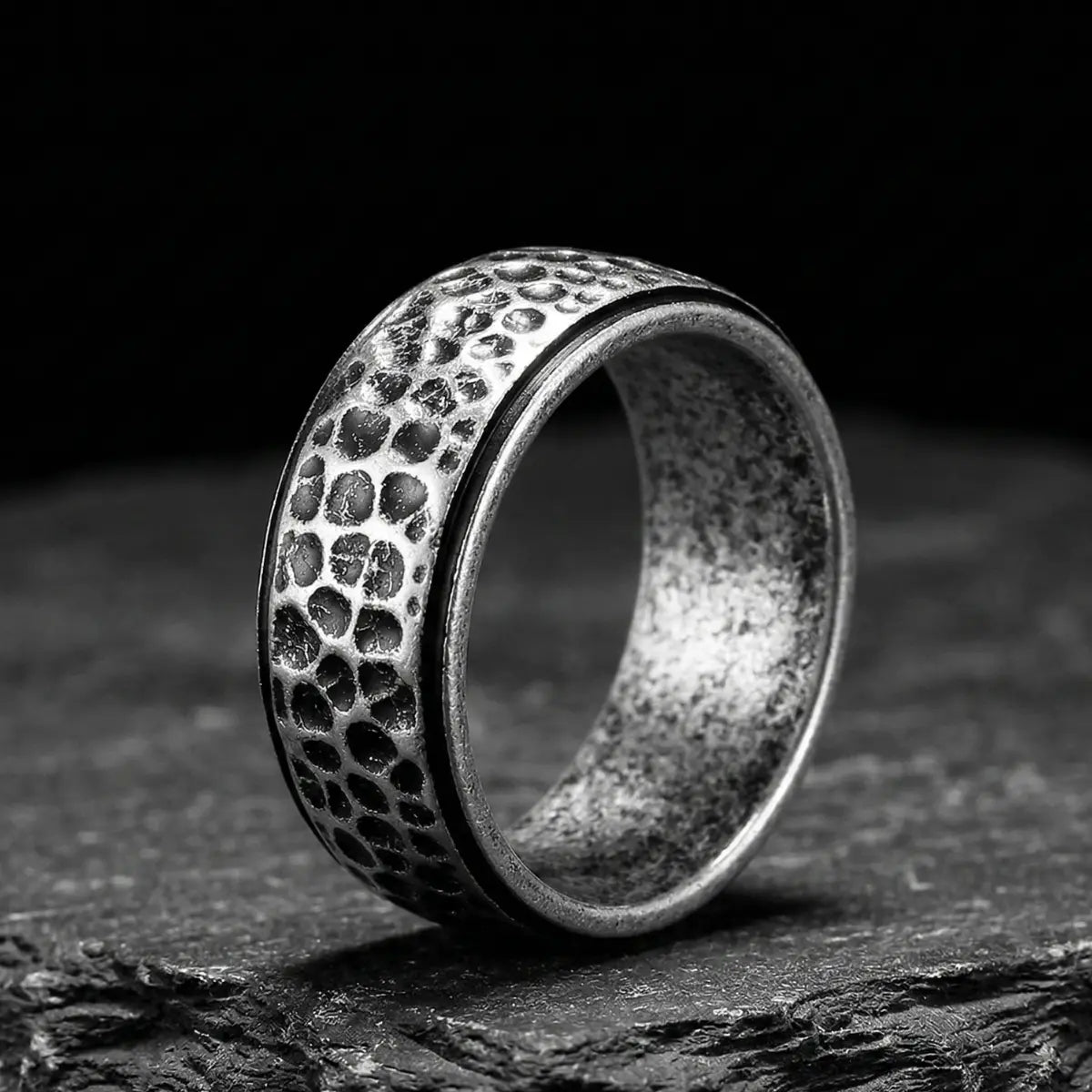 Hammered Band Ring | Minimalist Jewelry