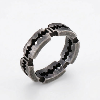 Antique Silver Razor Blade Ring Details
