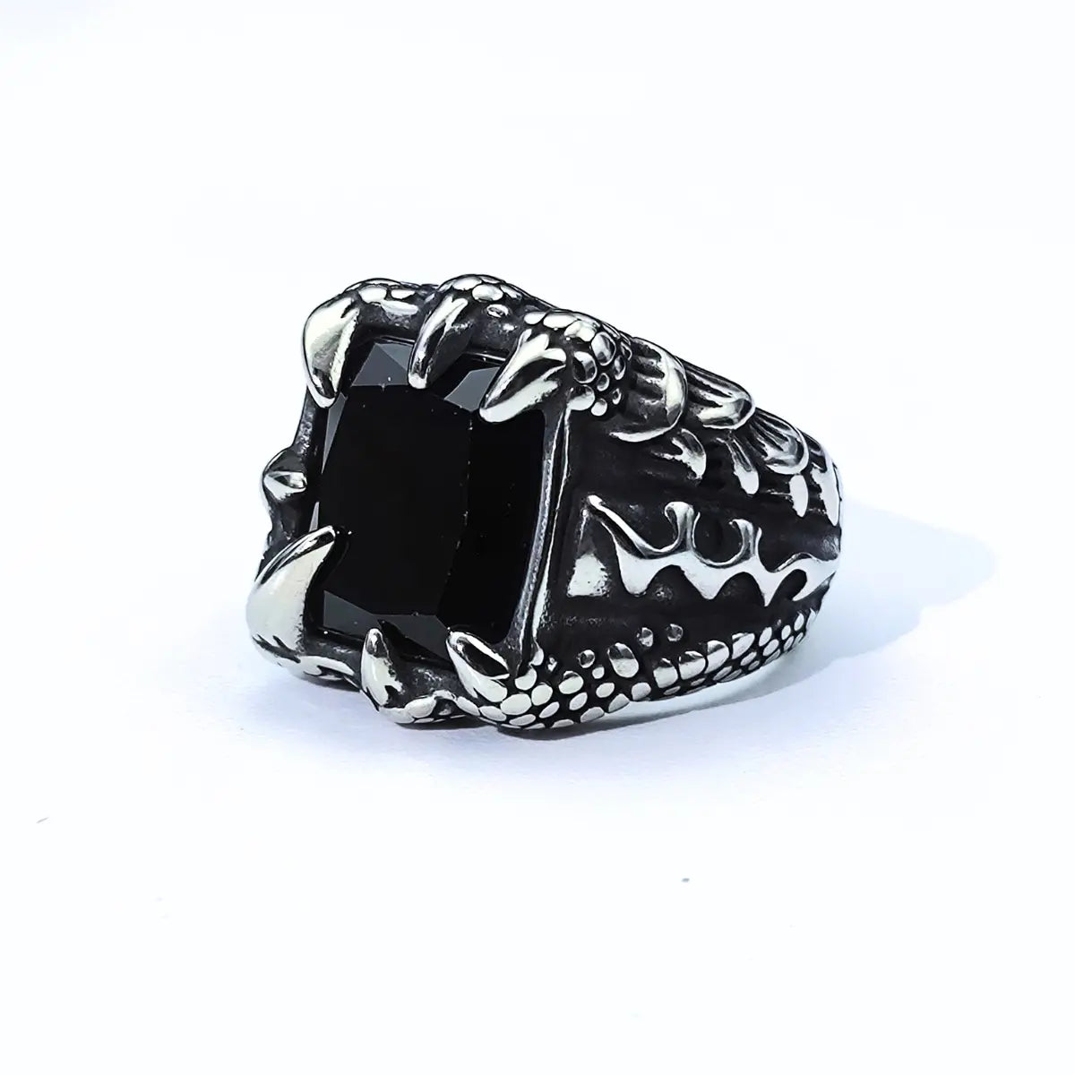 Black Gemstone CZ Stainless Steel Dragon Claw Ring Details