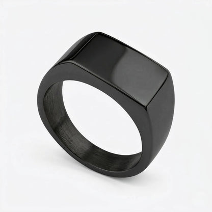 Black Men’s Flat Top Ring Details