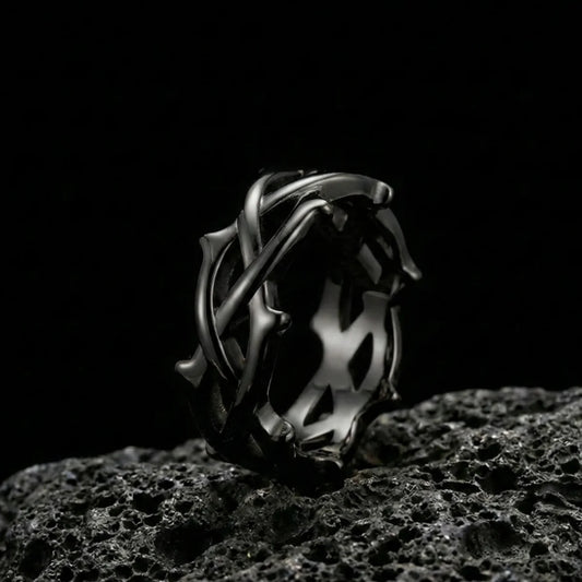 Black Minimalist Thorns Ring