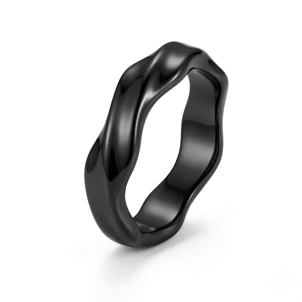 Black Mobius Strip Ring Details