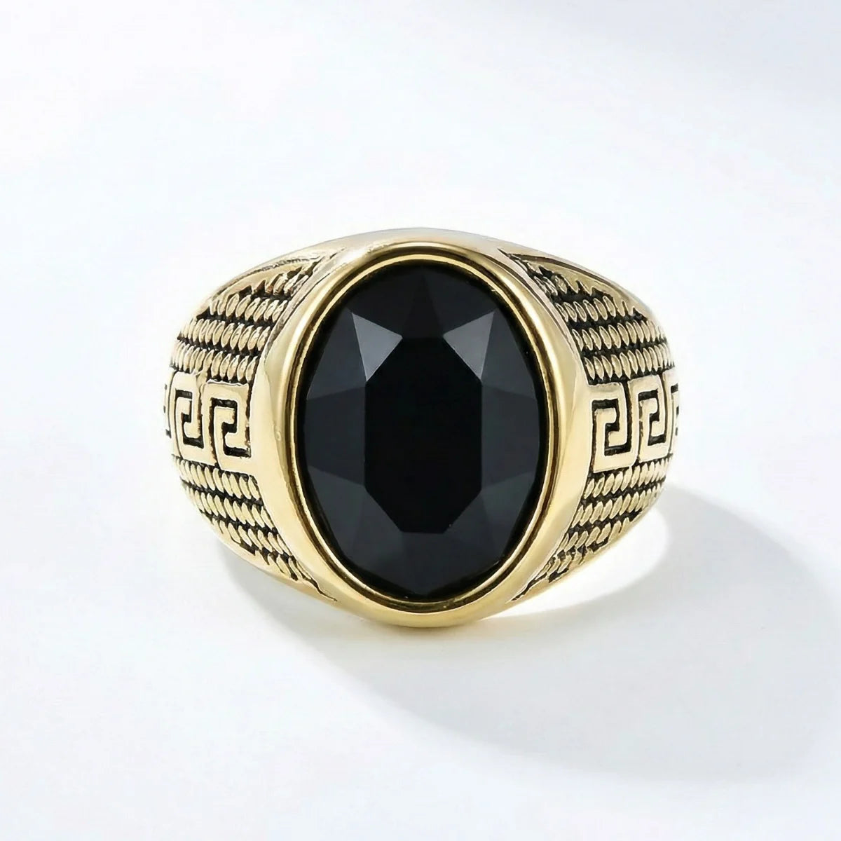 Black Stone Ring Gold Details