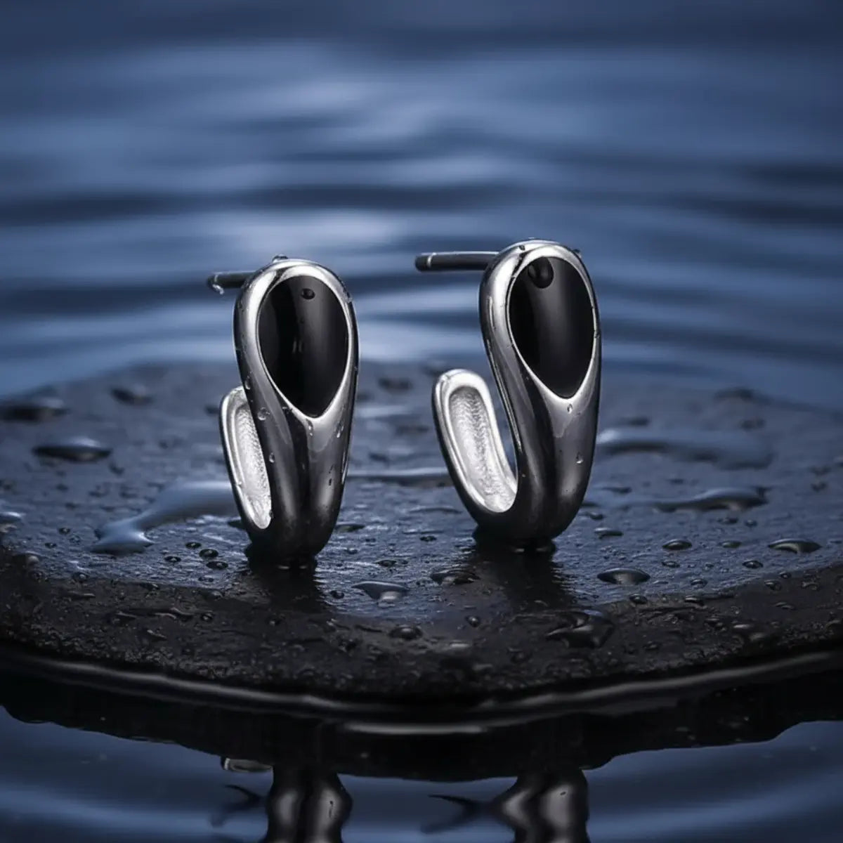 Black Teardrop Stud Earrings