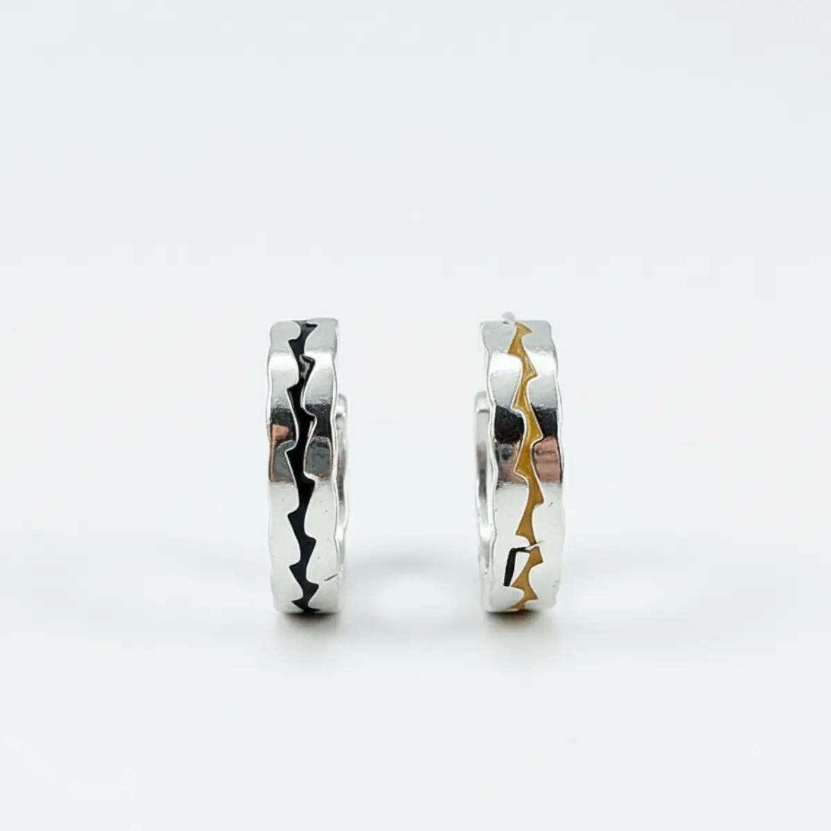 Creolen mit Rissstruktur Silber