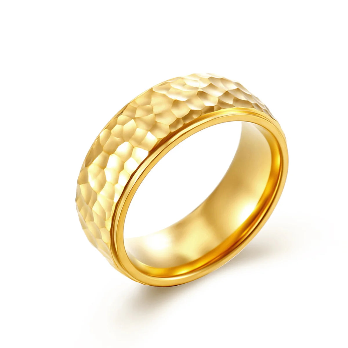 Gold Hammered Band Ring Details