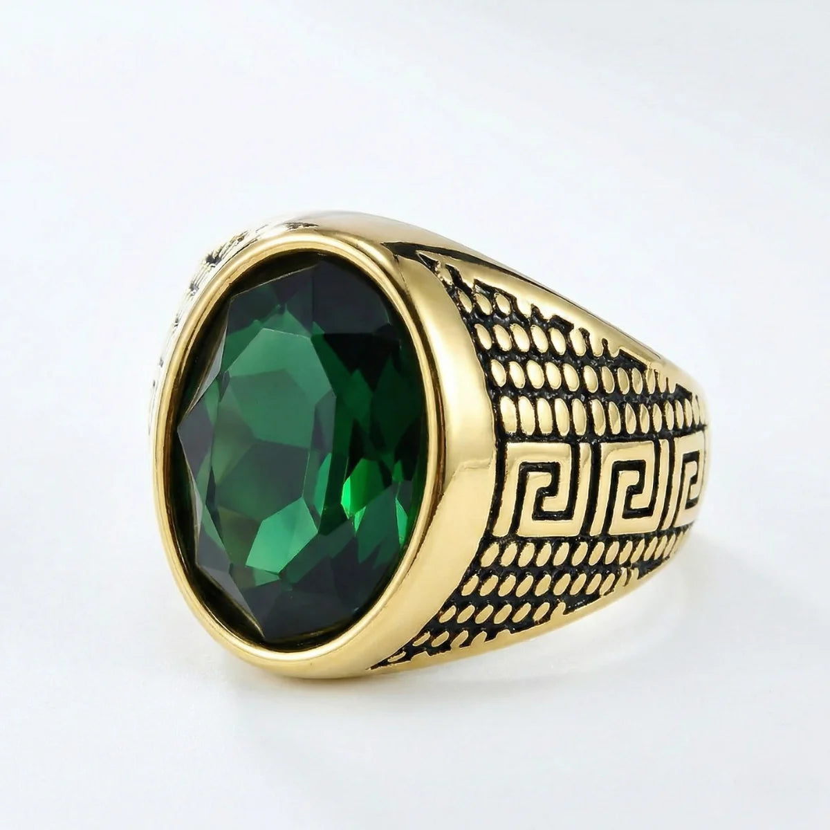 Green Stone Ring Gold Details