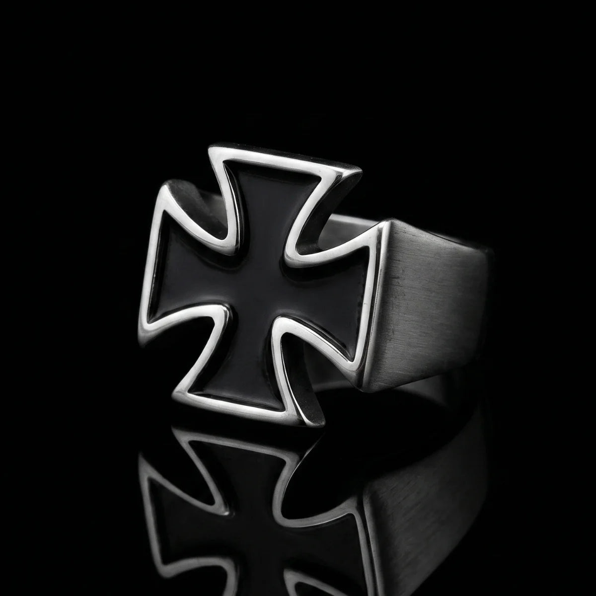 Iron Cross Ring Details