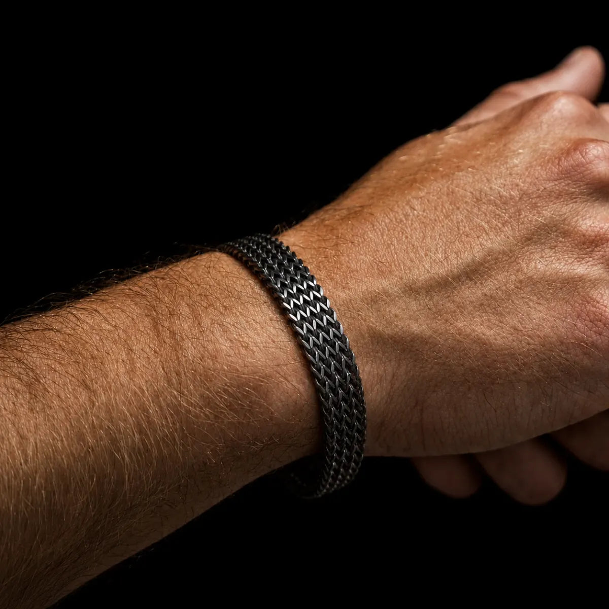 Men‘s Stainless Steel Foxtail Bracelet Antique Silver Worn on Male Wrist