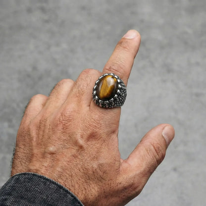 Men‘s Tiger Eye Skull Signet Ring Worn by Male Model