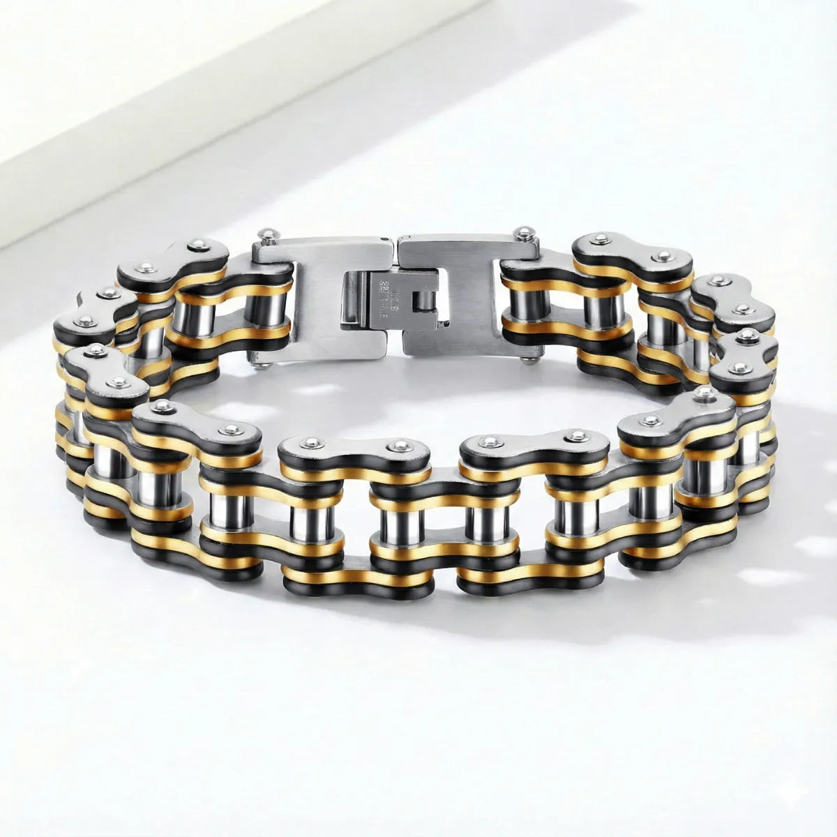 Men‘s Tri Tone Bike Chain Bracelet Front