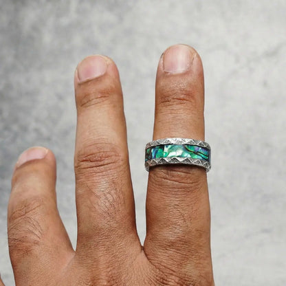 Men‘s Vintage Textured Silver Abalone Ring Worn by Male Model Close Up