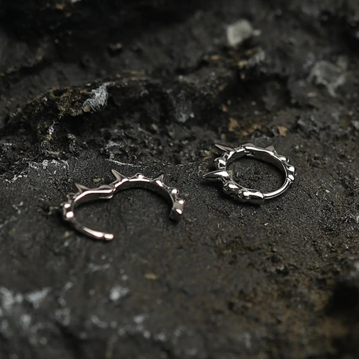 Mini Spike Huggie Hoop Earrings White Gold Details