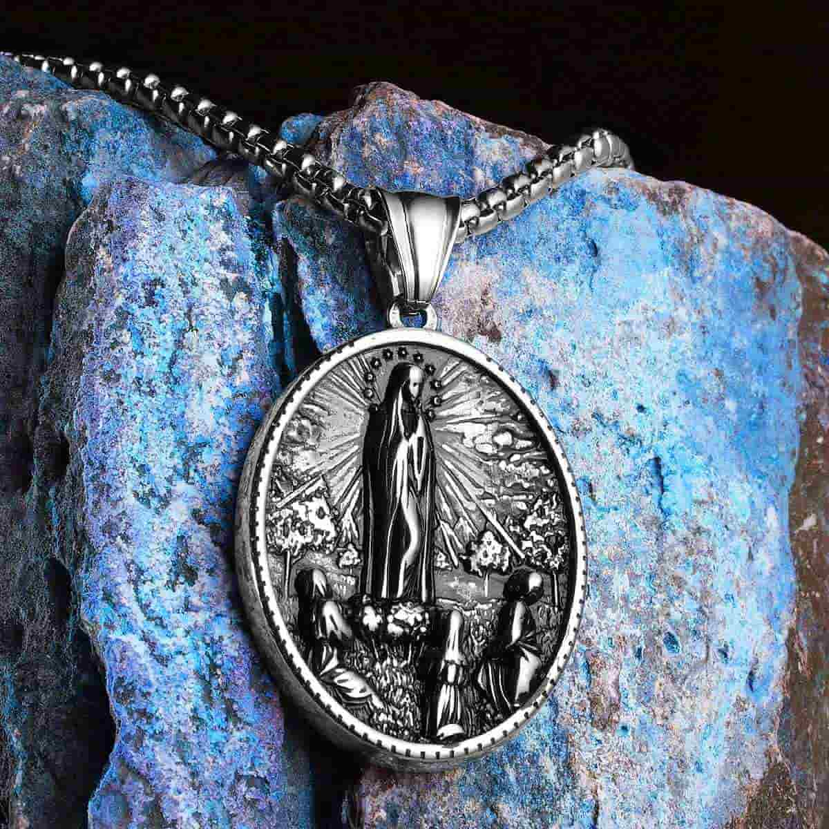 Our Lady of Fatima Medal Xenos Jewelry