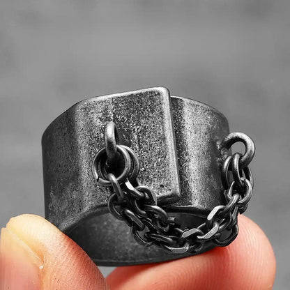 Overlapping Chain Ring Details