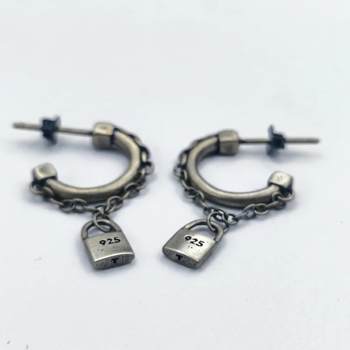 Padlock Chain Earrings Silver Details