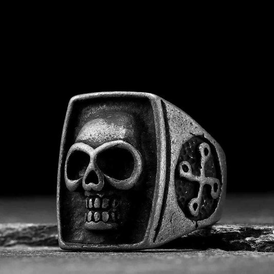 Phantom Skull Ring Xenos Jewelry