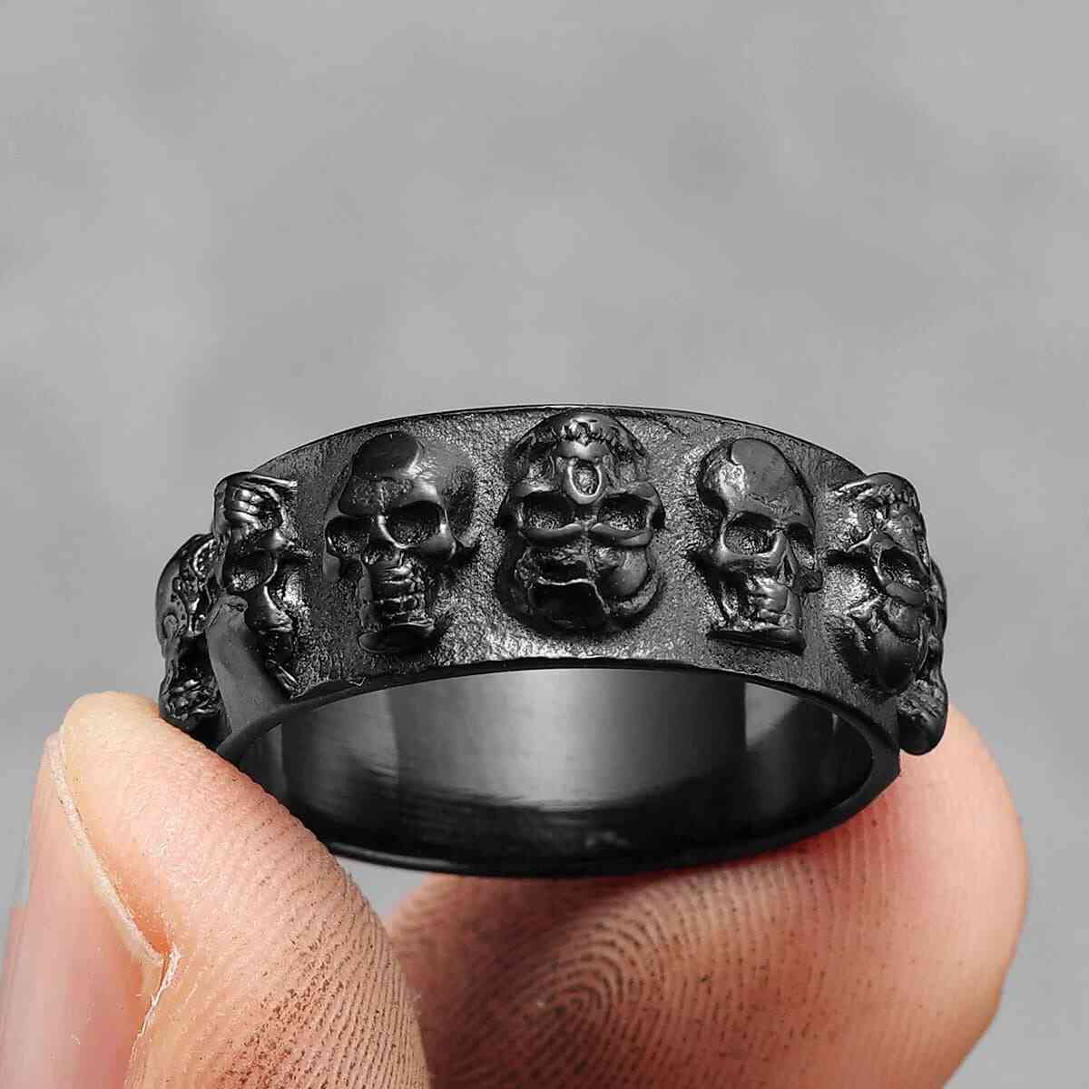 Skull Rings Black Skull Rings for Men and Women | Xenos Jewelry