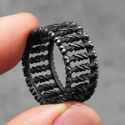 Ribcage Spine Ring Details