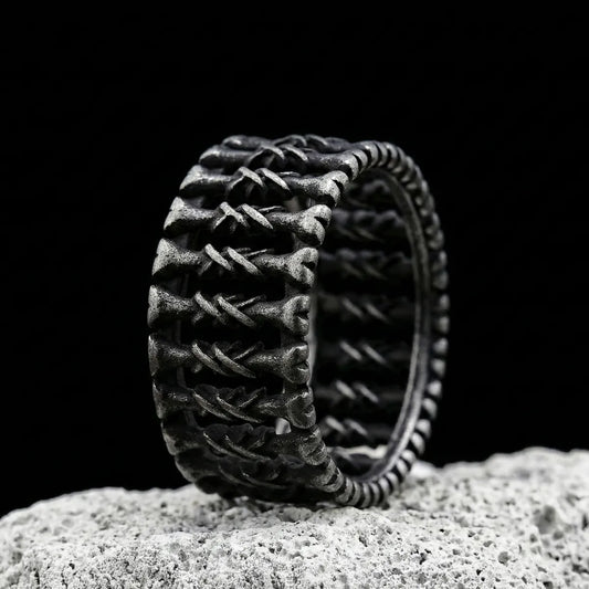 Ribcage Spine Ring