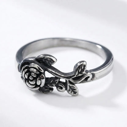 Rose and Thorn Ring Details
