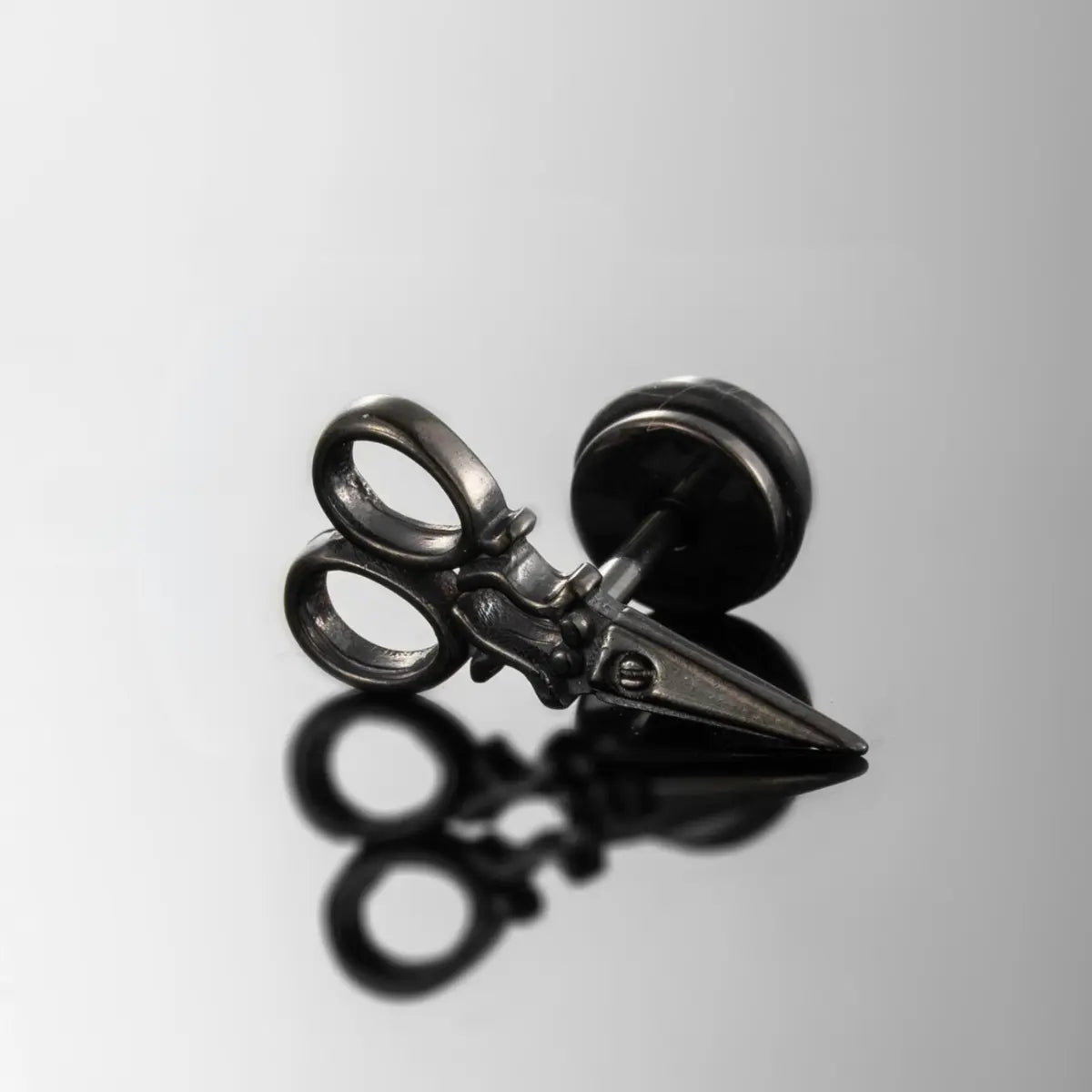 Scissors Stud Earrings Black