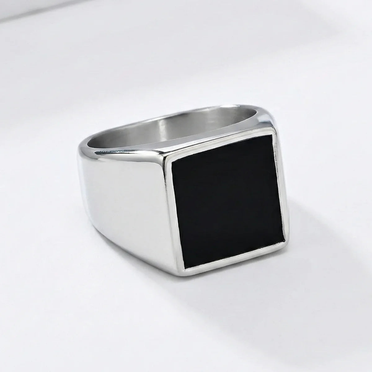 Square Black Ring Silver Details