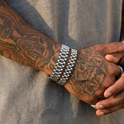 Stainless Steel Watch Band Chain Bracelet Silver 10mm and 15mm Worn by Male Model