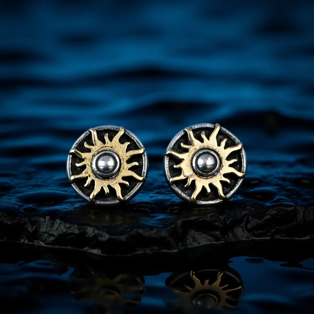 Sun stud earrings gold