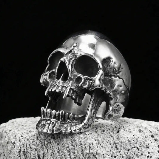 Vampire Skull Ring