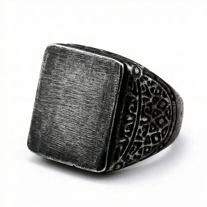 Vintage Brushed Square Ring Details