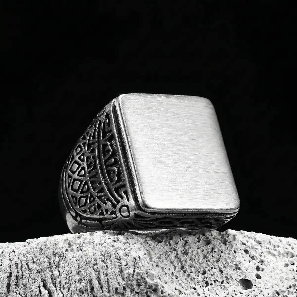 Vintage Brushed Square Ring