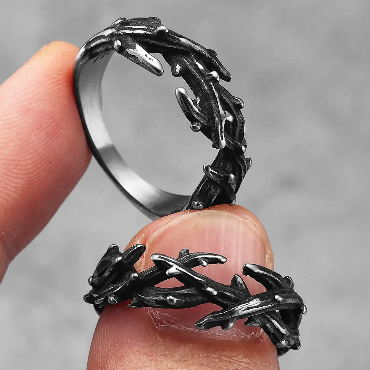 Vintage Silver Crown of Thorns Ring Details