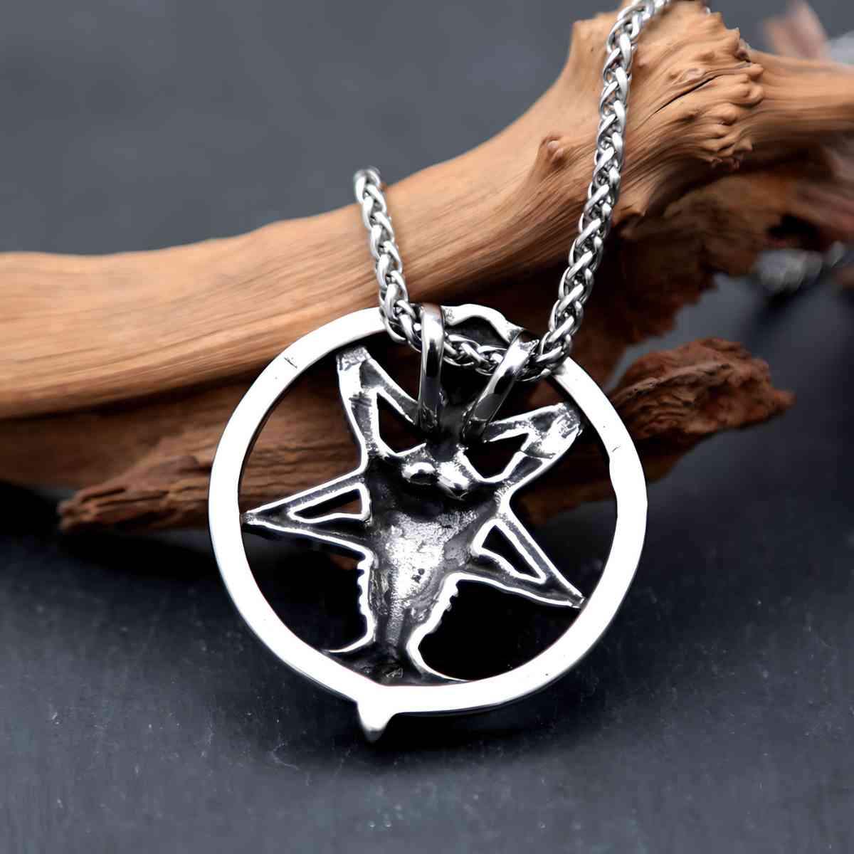 Satanic star necklace outlet