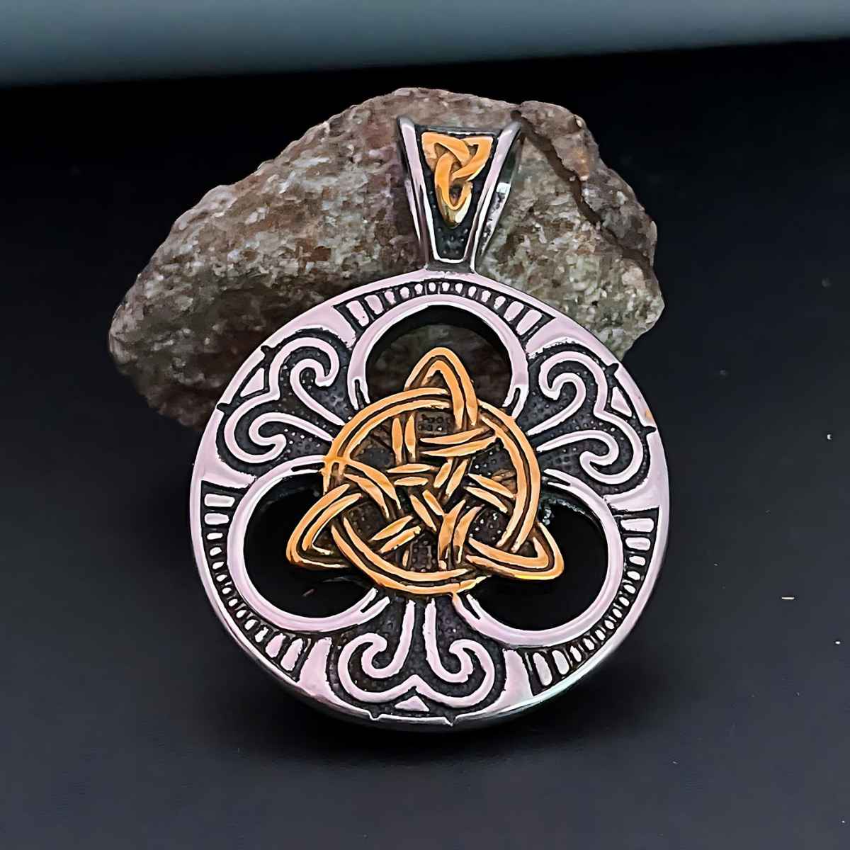 Celtic Trinity Knot Necklace - Xenos Jewelry