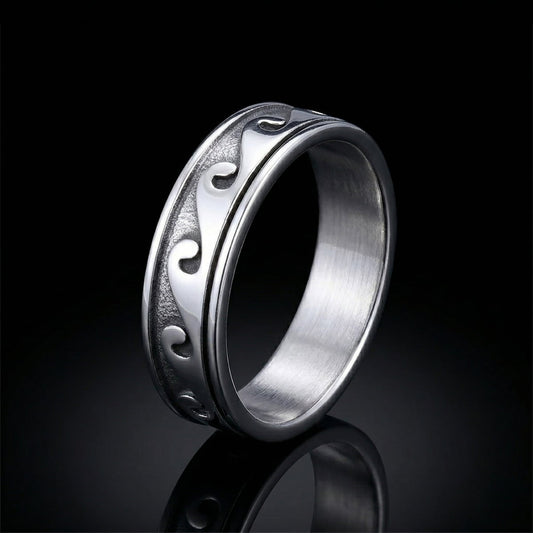 Men‘s Wave Ring Front View Minimalist Stainless Steel Jewelry