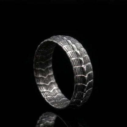 Serpent Spine Ring Front View Premium Stainless Steel Gothic Reptile Jewelry